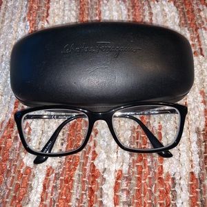 Salvatore Ferragamo SF2663